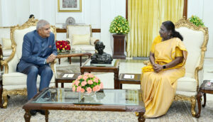 New Delhi: VP Dhankhar meets President Murmu